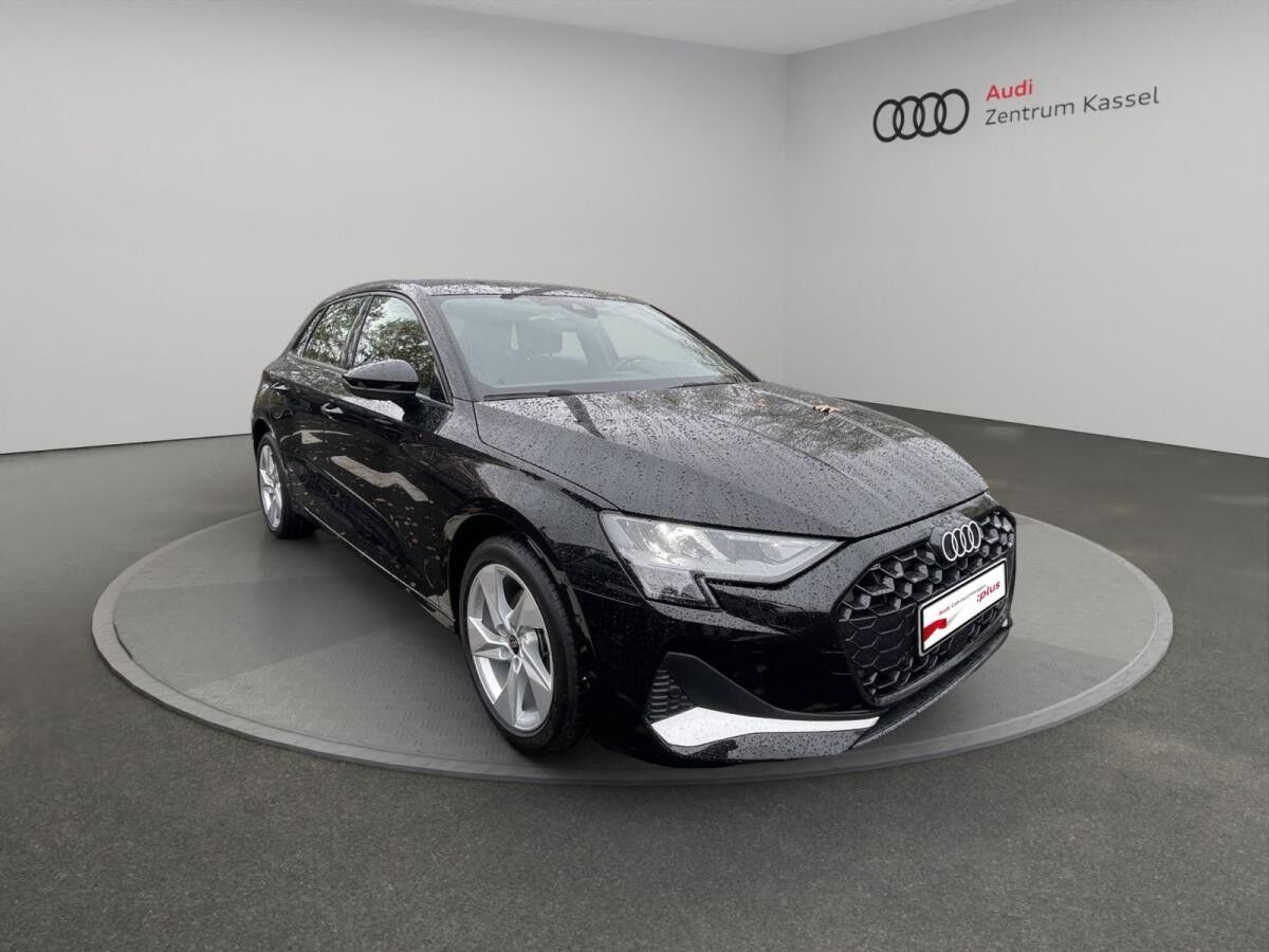 Audi A3 Sportback 30 TDI LED Navi PDC+ AHK