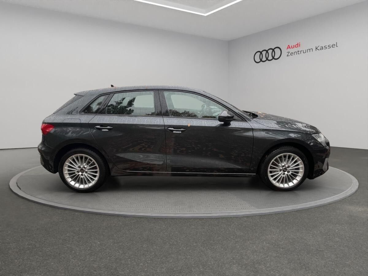 Audi A3 Sportback 30 TFSI LED Navi PDC+ Teilleder