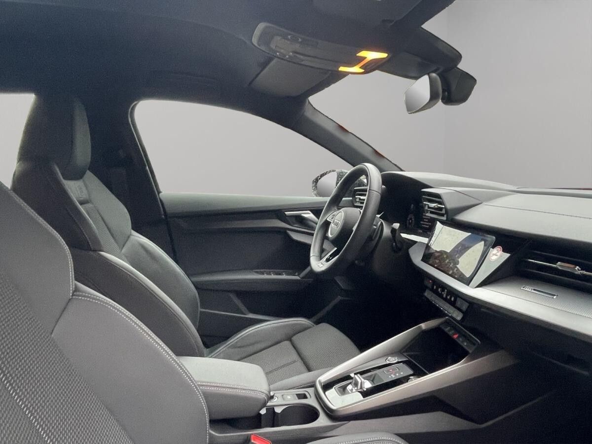 Audi A3 Sportback 30 TFSI LED Navi PDC+ Teilleder