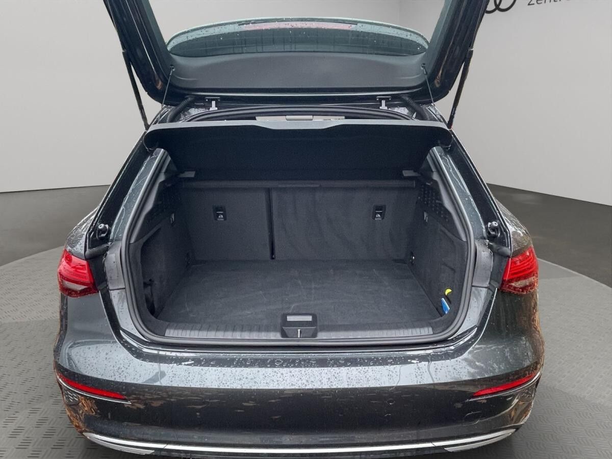 Audi A3 Sportback 30 TFSI LED Navi PDC+ Teilleder