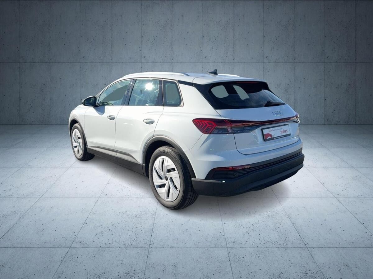 Audi Q4 e-tron 45 LED FLA AHK AUT DynLicht Kam.