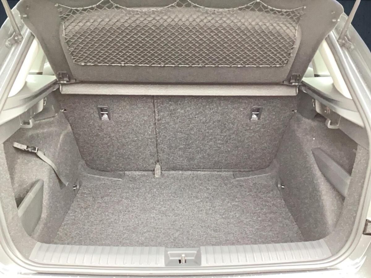 Skoda Kamiq Essence 1.0 TSI DSG LED/SH/DAB AUT PDC SHZ