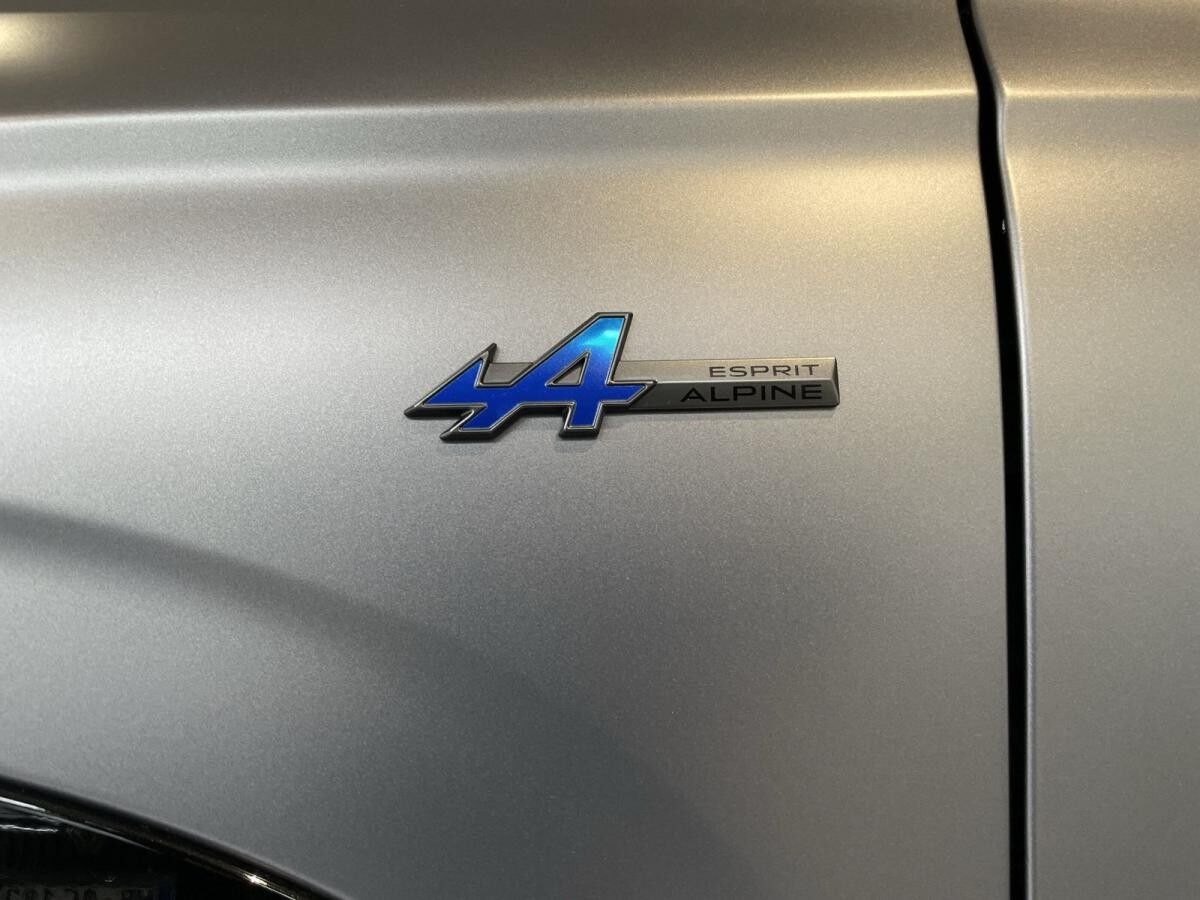 Renault Austral Iconic Esprit Alpine E-Tech Full Hybrid Renault Austral Iconic Esprit Alpine E-Tech Full Hybrid