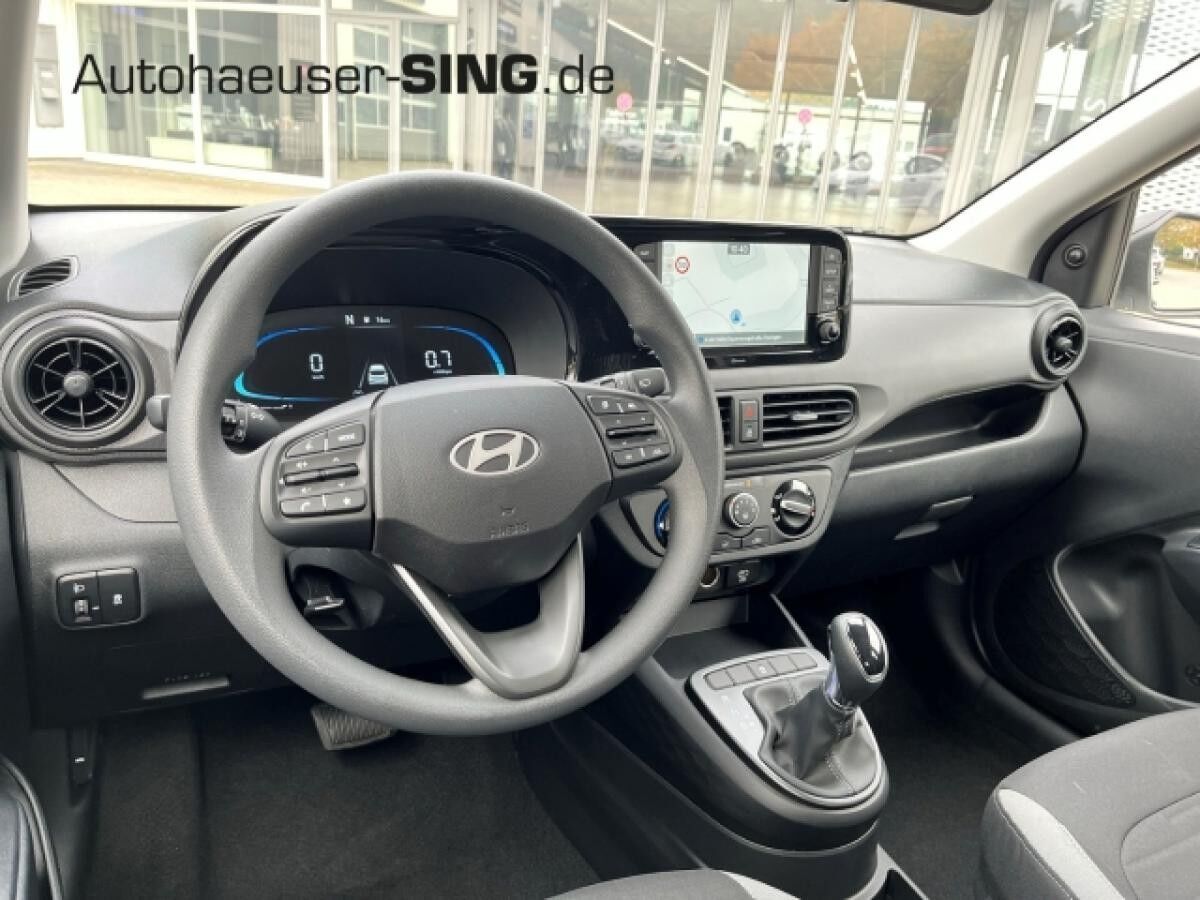 Hyundai i10 Automatik Klima Navi Tempomat LED Kamera
