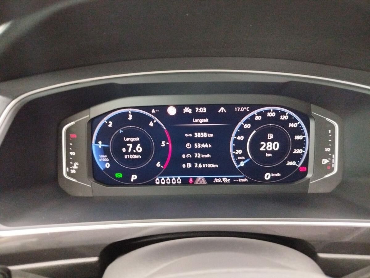 Volkswagen Tiguan Allspace 2.0 TDI DSG R-Line 4Motion IQ.Light Navi ACC LaneAssist