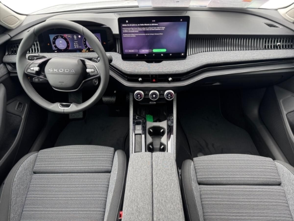 Skoda Superb Combi Combi 2.0 TDI DSG LED NAVI AHK ACC PDC SHZ RÜFA