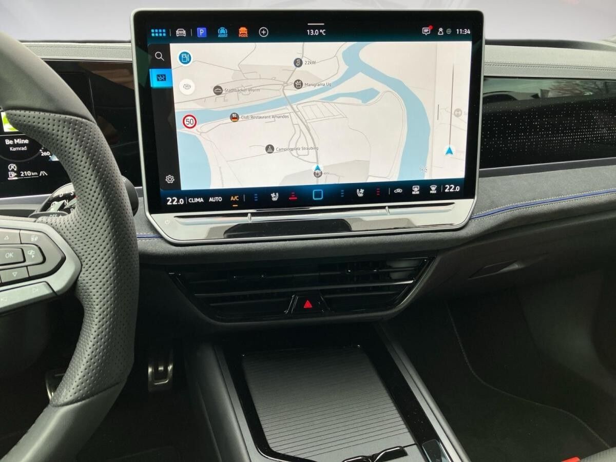 Volkswagen Passat Variant R-LINE 2.0TSI DSG 4M NP.81T ACC.5J-G.AHK.STHZG.HARMAN.KAMERA.NAVI