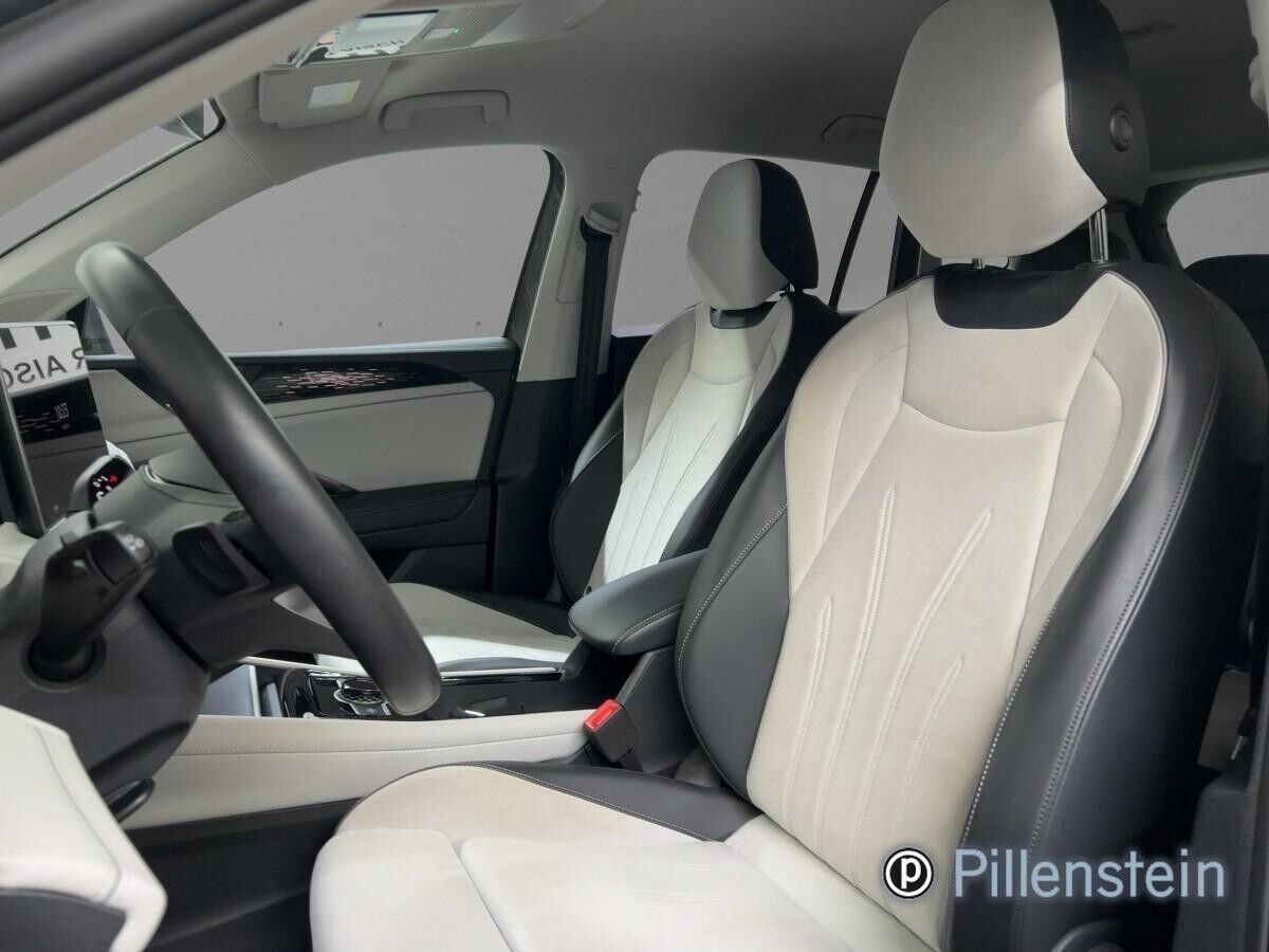 Volkswagen Tiguan TSI DSG ELEGANCE NAVI+AHK+MATRIX+18