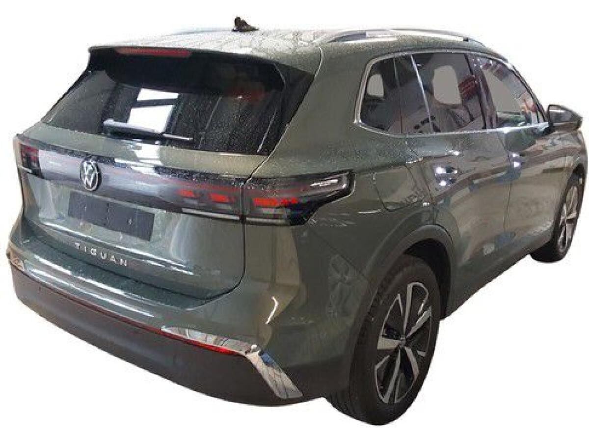 Volkswagen Tiguan 2.0 TDI DSG ELEGANCE LEDER AHK WINTERRÄDER