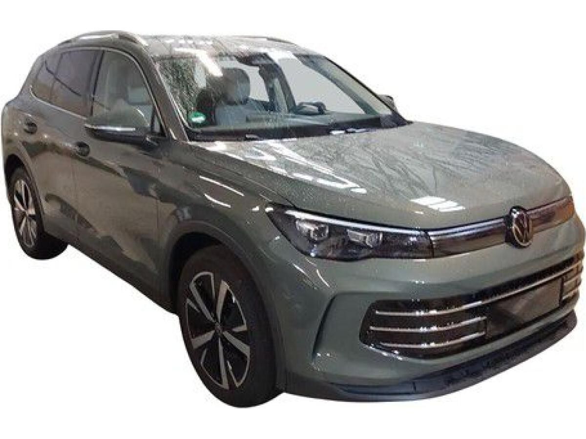 Volkswagen Tiguan 2.0 TDI DSG ELEGANCE LEDER AHK WINTERRÄDER