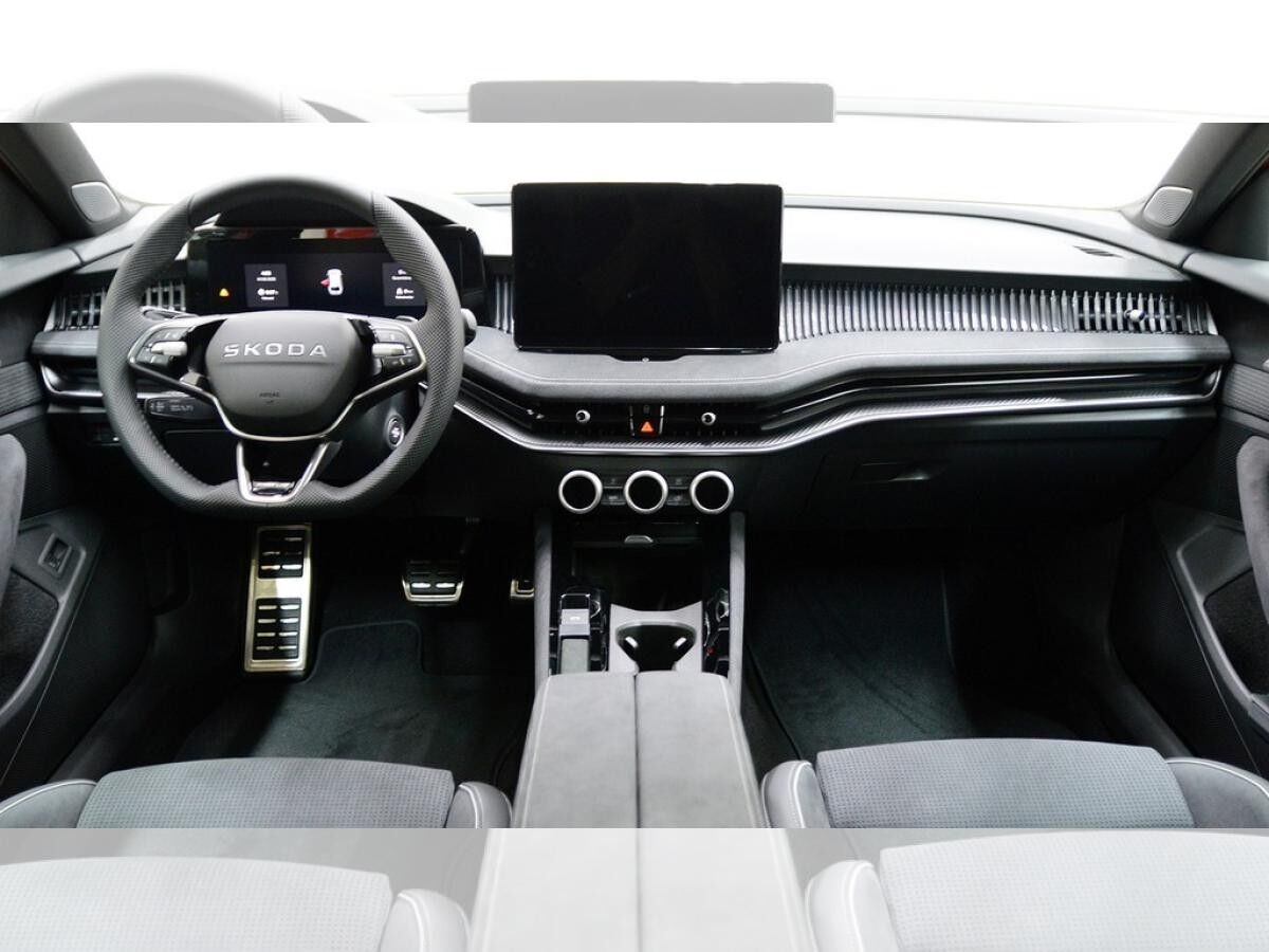 Skoda Superb Combi 2.0 TDI DSG 4x4 - Sportline *DCC*AHK*PANO*CANTON*HUD*STHZG