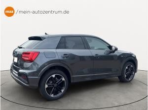 Audi Q2 S line 35 TDI Matrix competition Schwarz