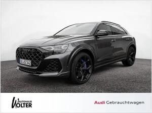 Audi RS Q8 Performance 305km/h AHK Pano blau plus