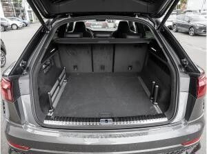 Audi RS Q8 Performance 305km/h AHK Pano blau plus