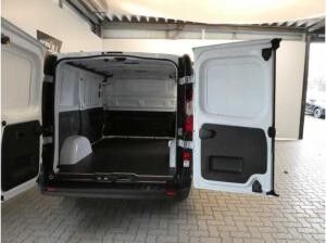 Nissan Primastar L1H1 2,8 Acenta + Laderaumboden