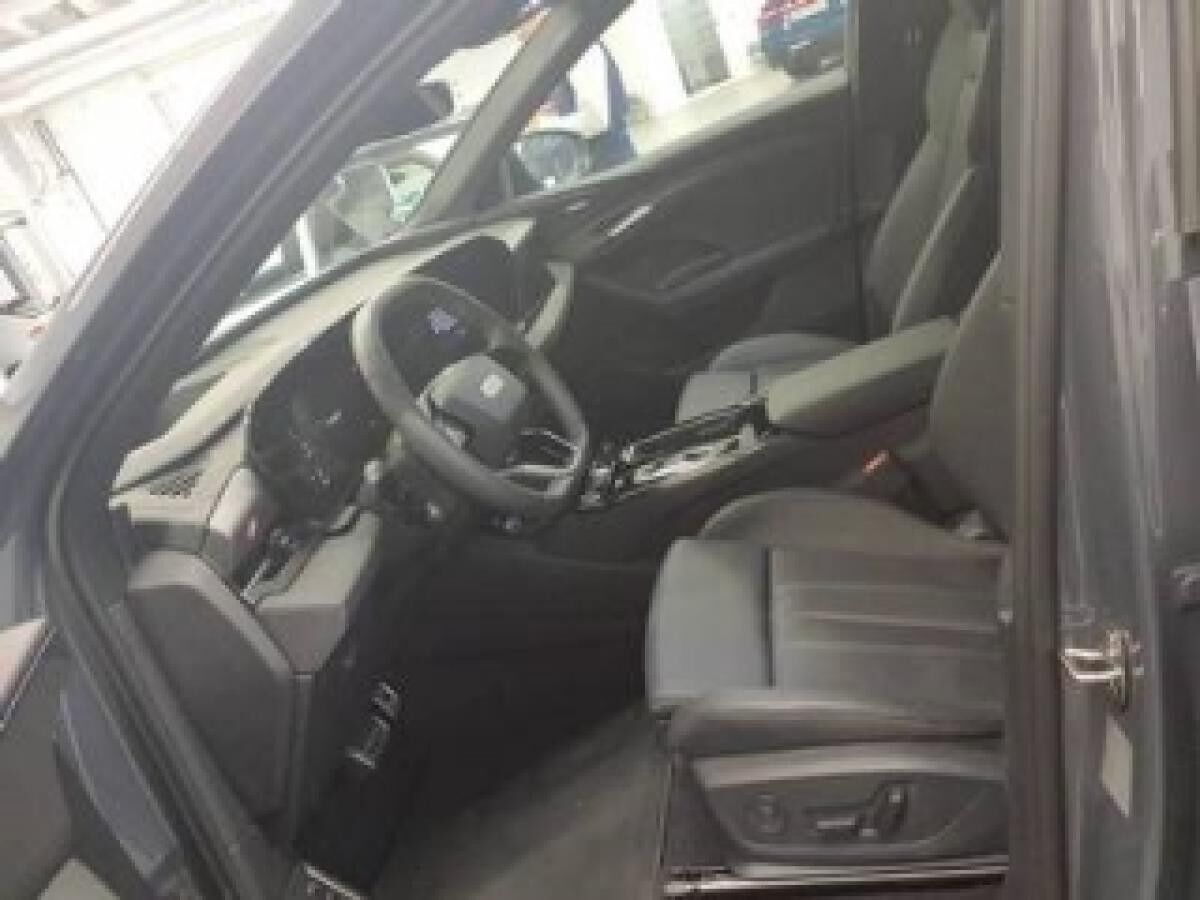 Audi Q6 e-tron quattro edition one grey HUD B&O ACC