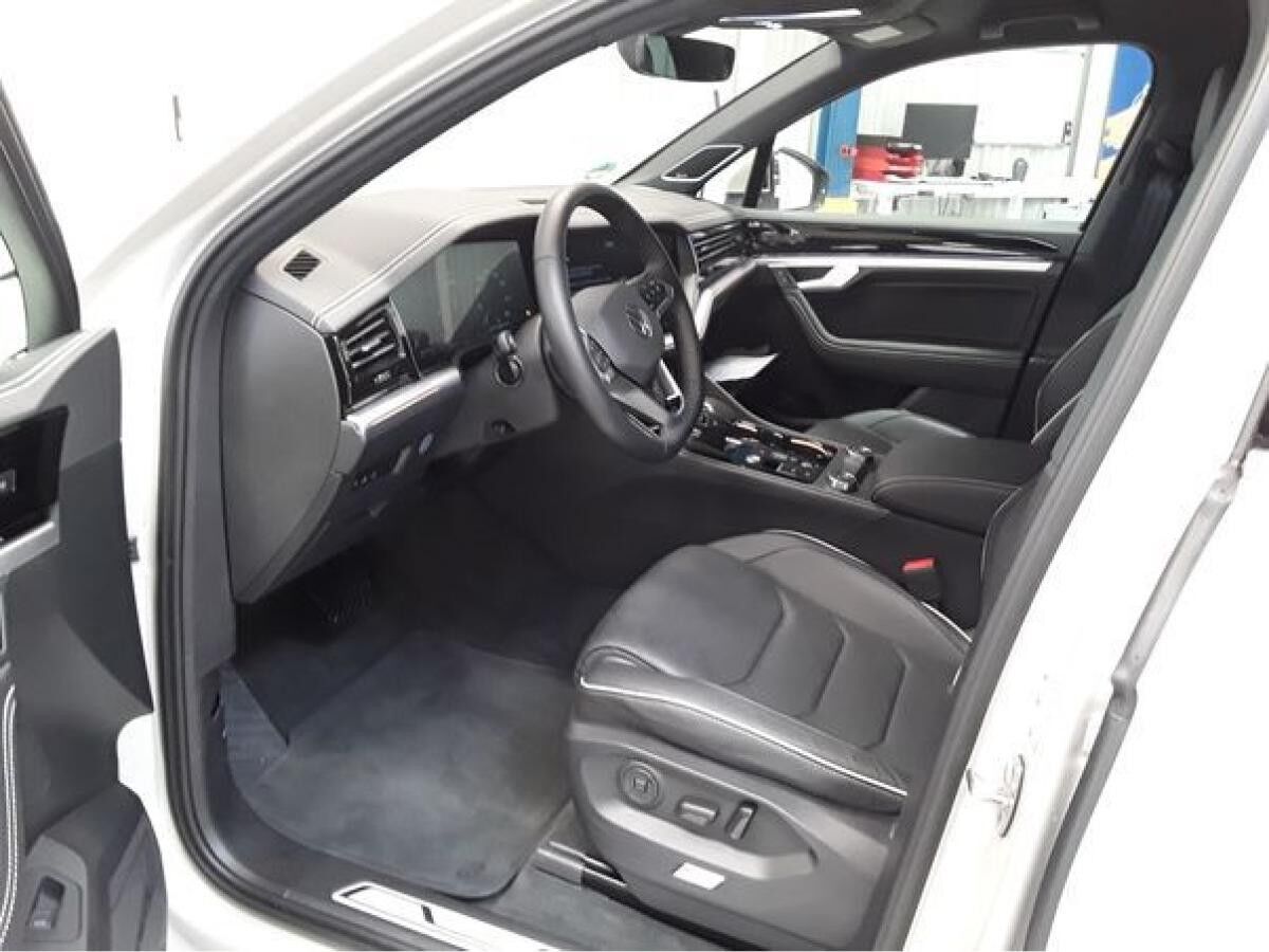 Volkswagen Touareg 3.0 TDI EASY OPEN AHK WINTERRÄDER NP: 114.890.-€