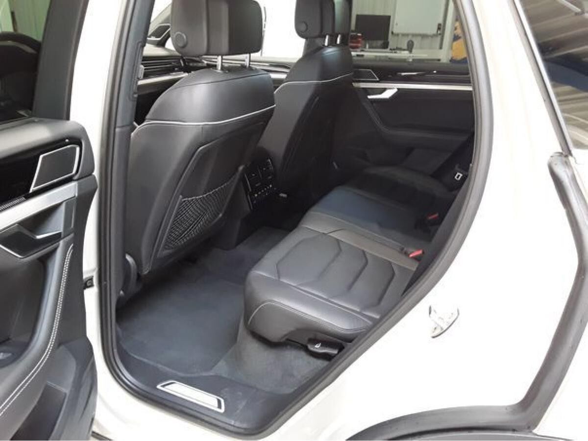 Volkswagen Touareg 3.0 TDI EASY OPEN AHK WINTERRÄDER NP: 114.890.-€