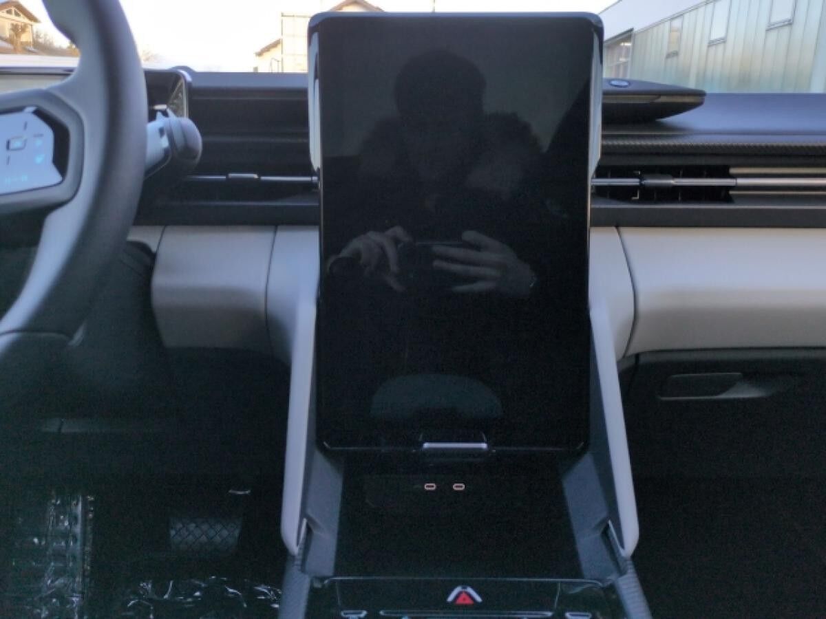 Ford Explorer Premium Extended Range NOVEMBER 2025