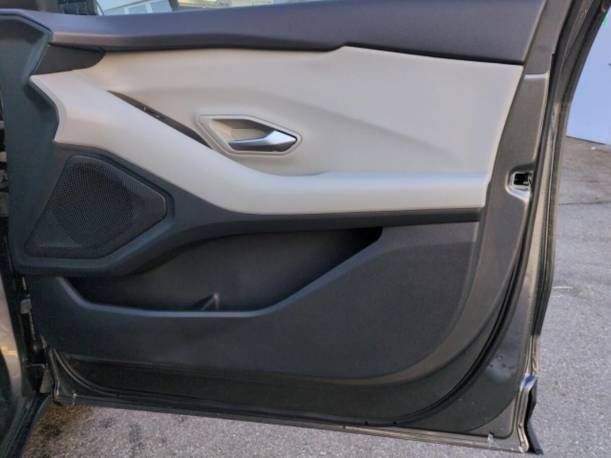 Ford Explorer Premium Extended Range NOVEMBER 2025