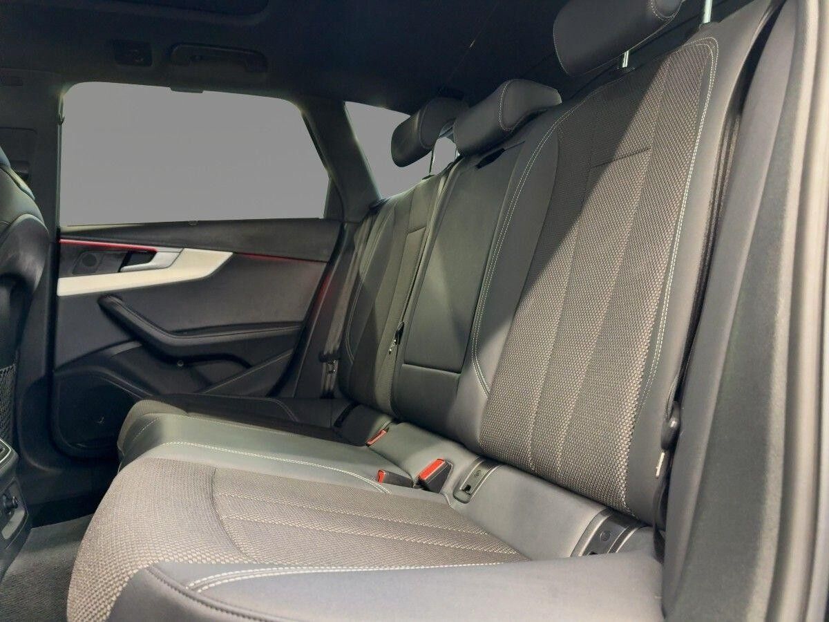 Audi A4 Avant S line 35 TFSI Kamera LED virtual ACC Navi