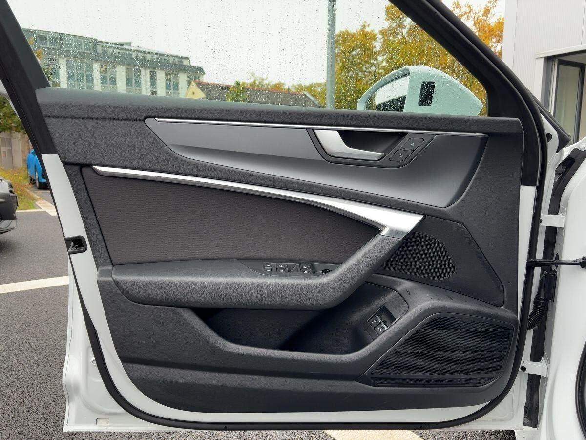 Audi A6 Avant 50 TFSI e advanced quattro Matrix Navi