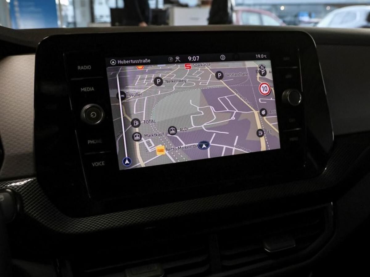 Volkswagen T-Cross 1,0 TSI Life NaviMedia ACC LED Sitzheiz. Parkpilot Alu