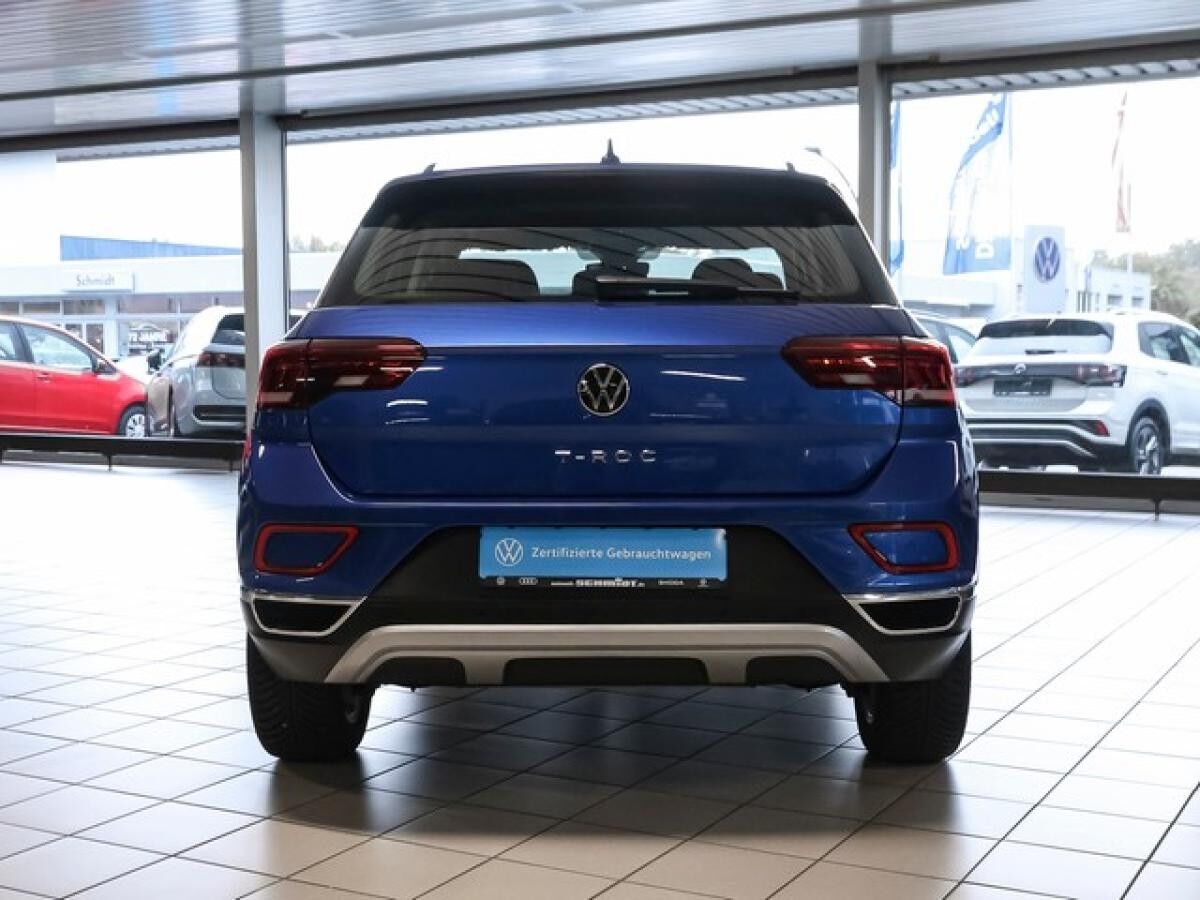 Volkswagen T-Roc 1,5 DSG Style ACC AHK LED-Plus R-Kamera NaviMedia Parkassist