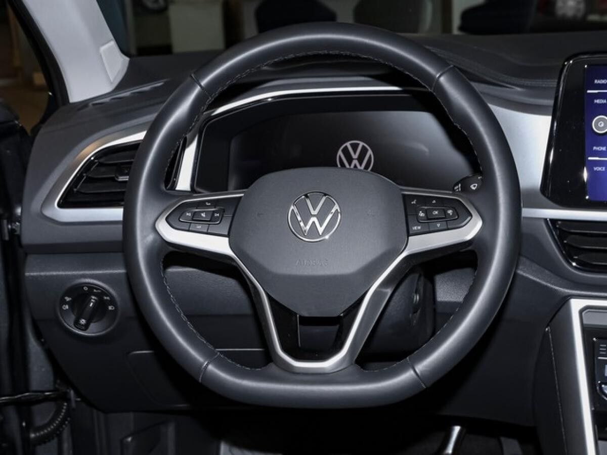 Volkswagen T-Roc 1,5 TSI Life NaviMedia LED-Plus Parkassist LMR