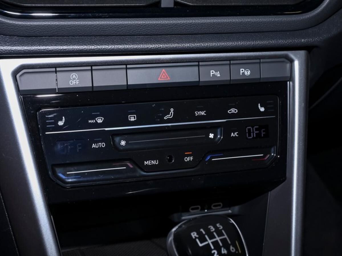 Volkswagen T-Roc 1,5 TSI Life NaviMedia LED-Plus Parkassist LMR