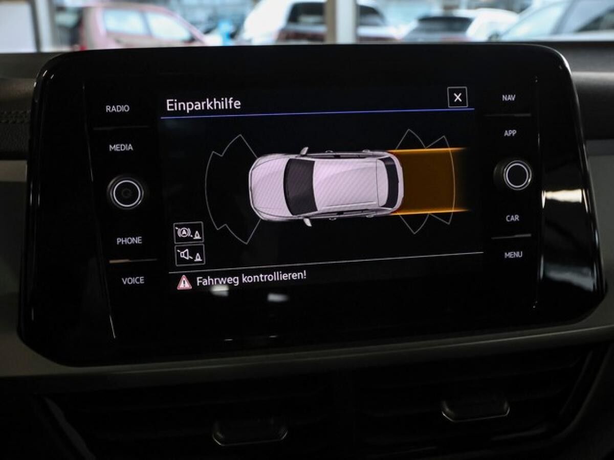 Volkswagen T-Roc 1,5 TSI Life NaviMedia LED-Plus Parkassist LMR