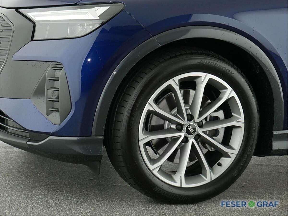 Audi Q4 e-tron 55 e-tron S line Int/LED/HuD/ACC/R-Kam
