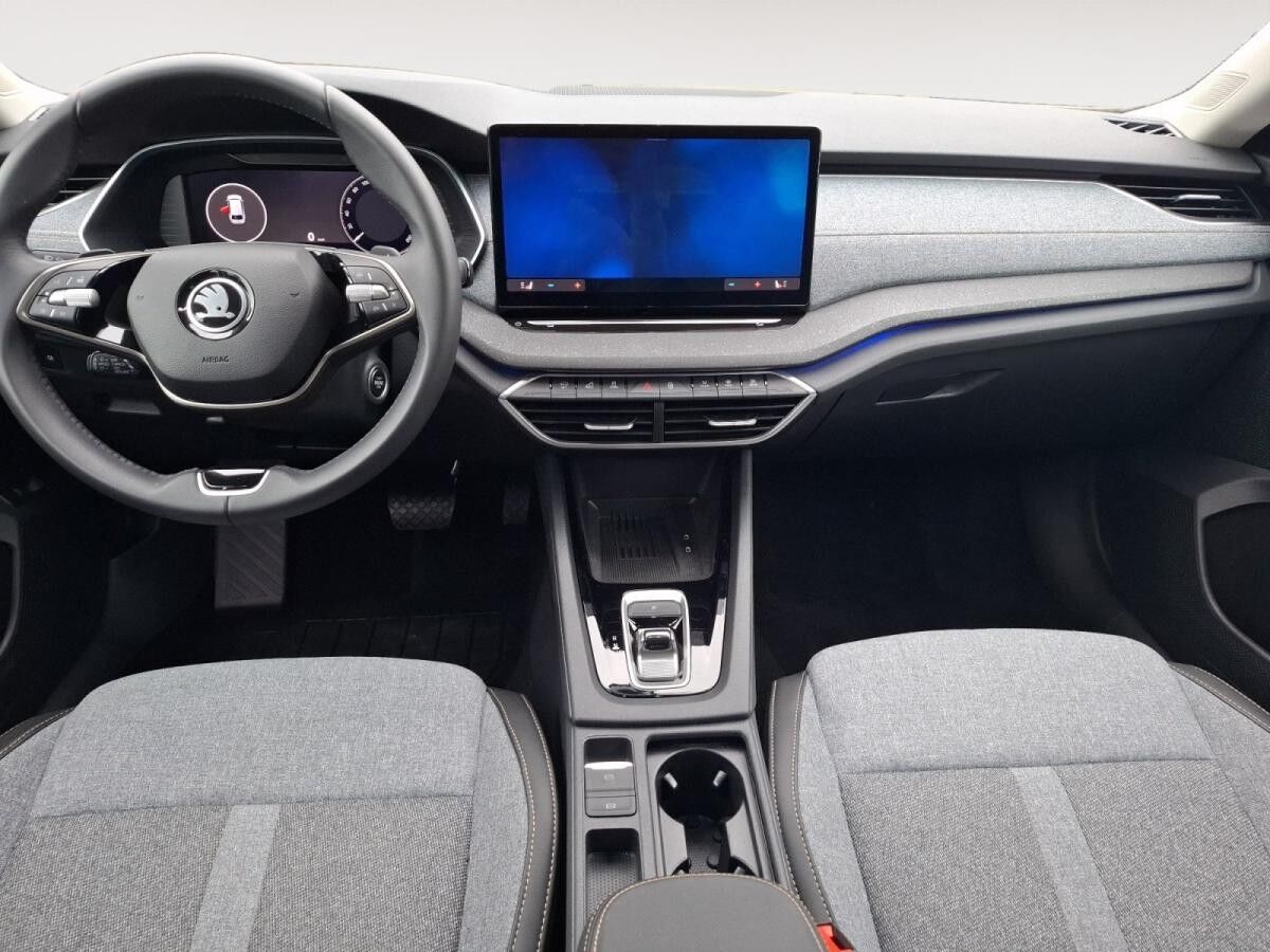 Skoda Octavia Combi 2.0 TDI Selection LED 360 ACC 4xSHZ