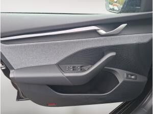 Skoda Octavia Combi 2.0 TDI Selection LED 360 ACC 4xSHZ