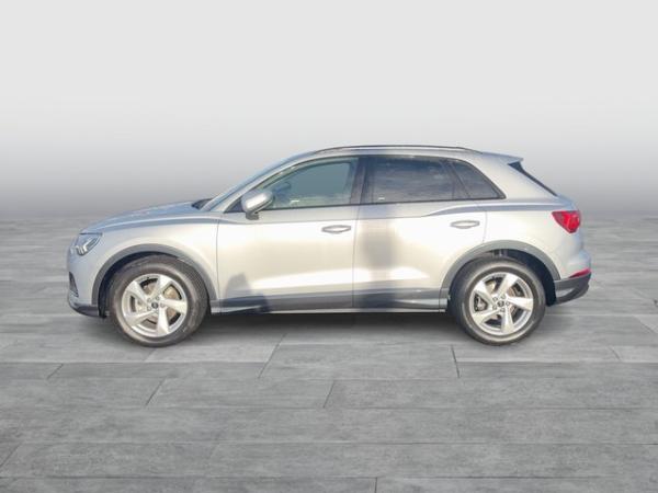 Audi Q3 35TFSI S-tronic advanced AHK+LED+NAVI+