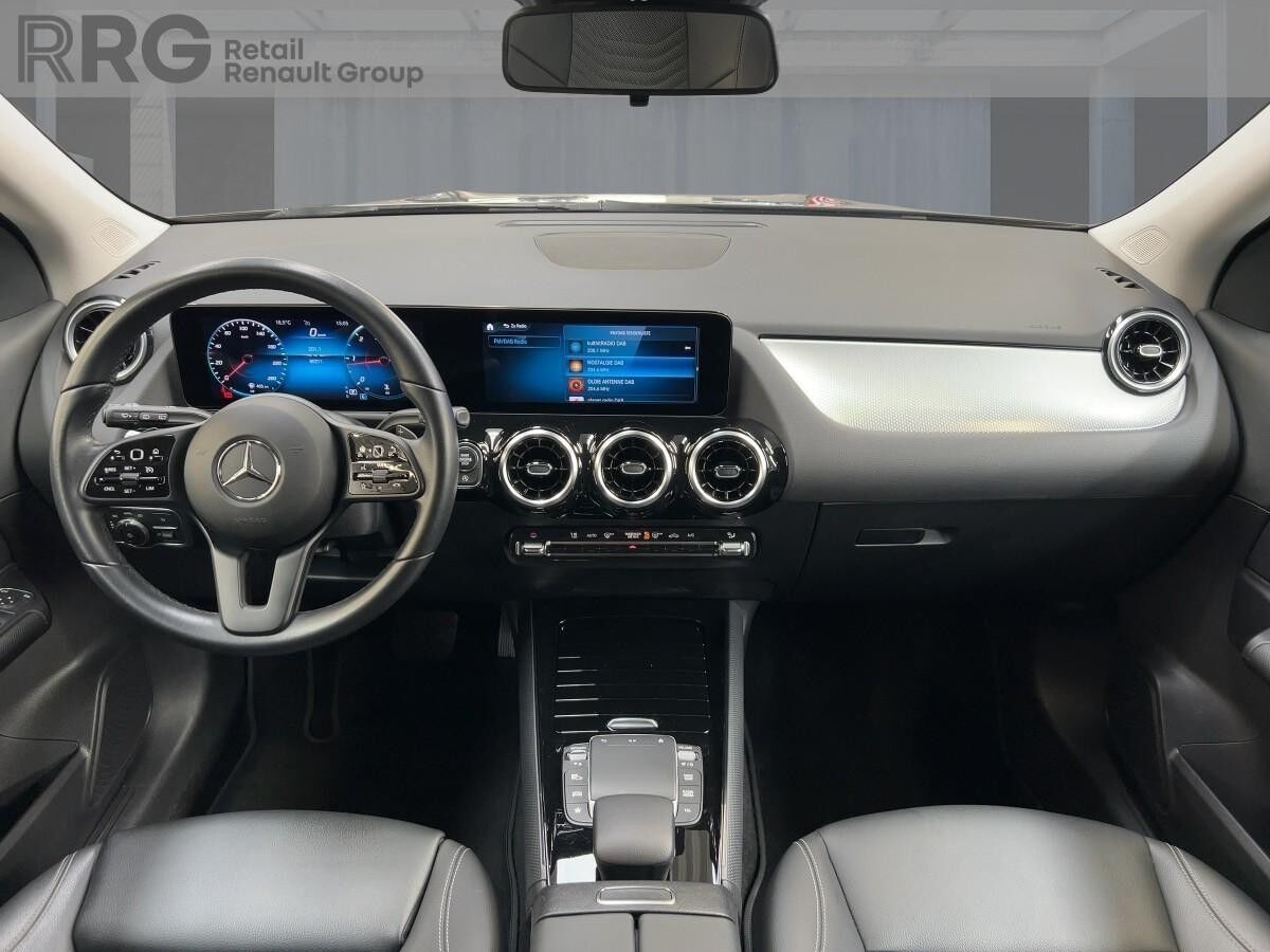 Mercedes-Benz GLA 180 d STYLE AUTOMATIK LED NAVI KAMERA Mercedes-Benz GLA 180 d STYLE AUTOMATIK LED NAVI KAMERA
