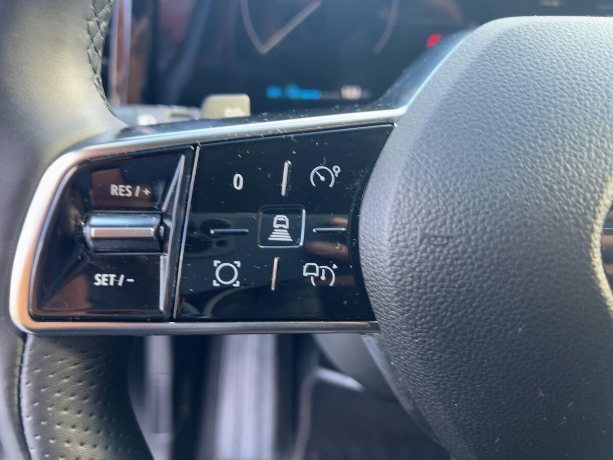 Renault Megane E-Tech EV40 130HP EQUILIBRE KAMERA