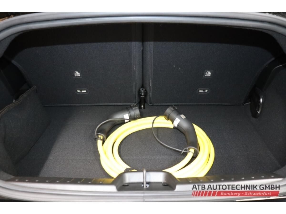 Fiat 500e Cabrio 23,8 kWhh RED Komfort-Paket Apple CarPlay PDCv+h