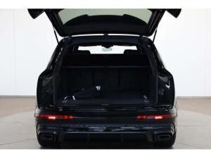 Audi Q7 TFSI e quattro S line business