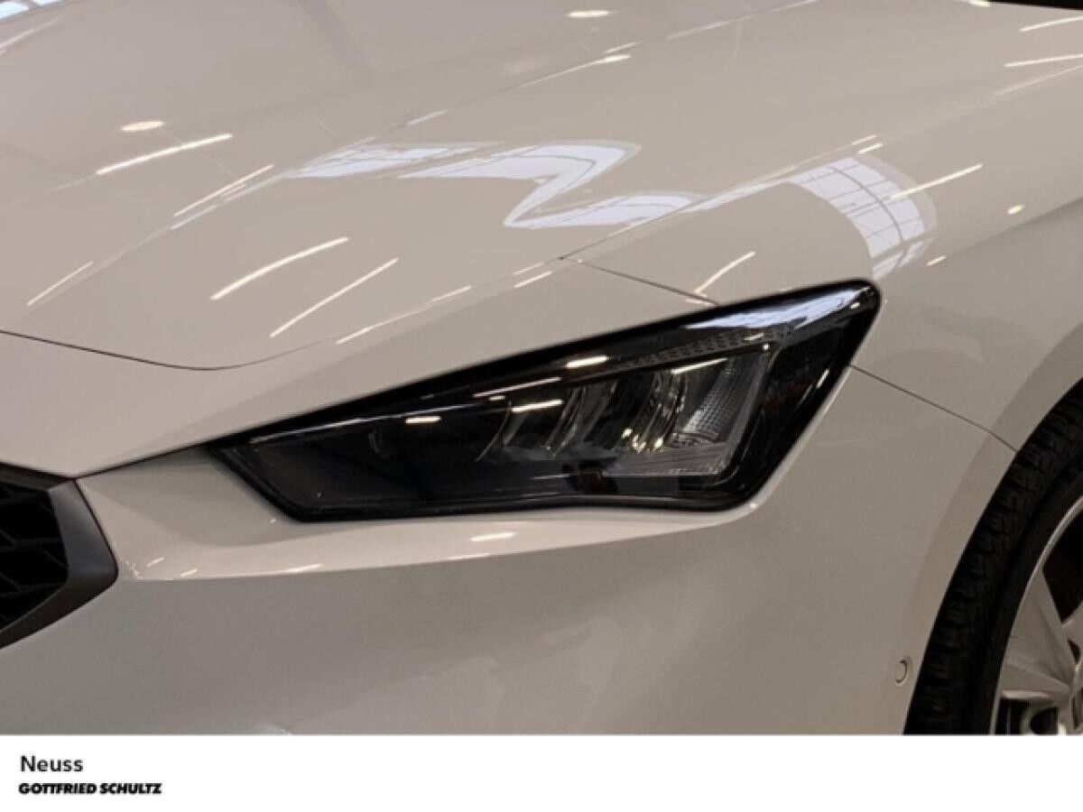 Seat Leon FR TDI DSG NAVI SITZHEIZUNG EINPARKHILFE LED