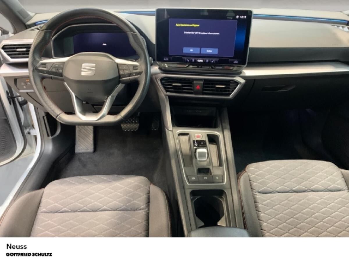 Seat Leon FR TDI DSG NAVI SITZHEIZUNG EINPARKHILFE LED