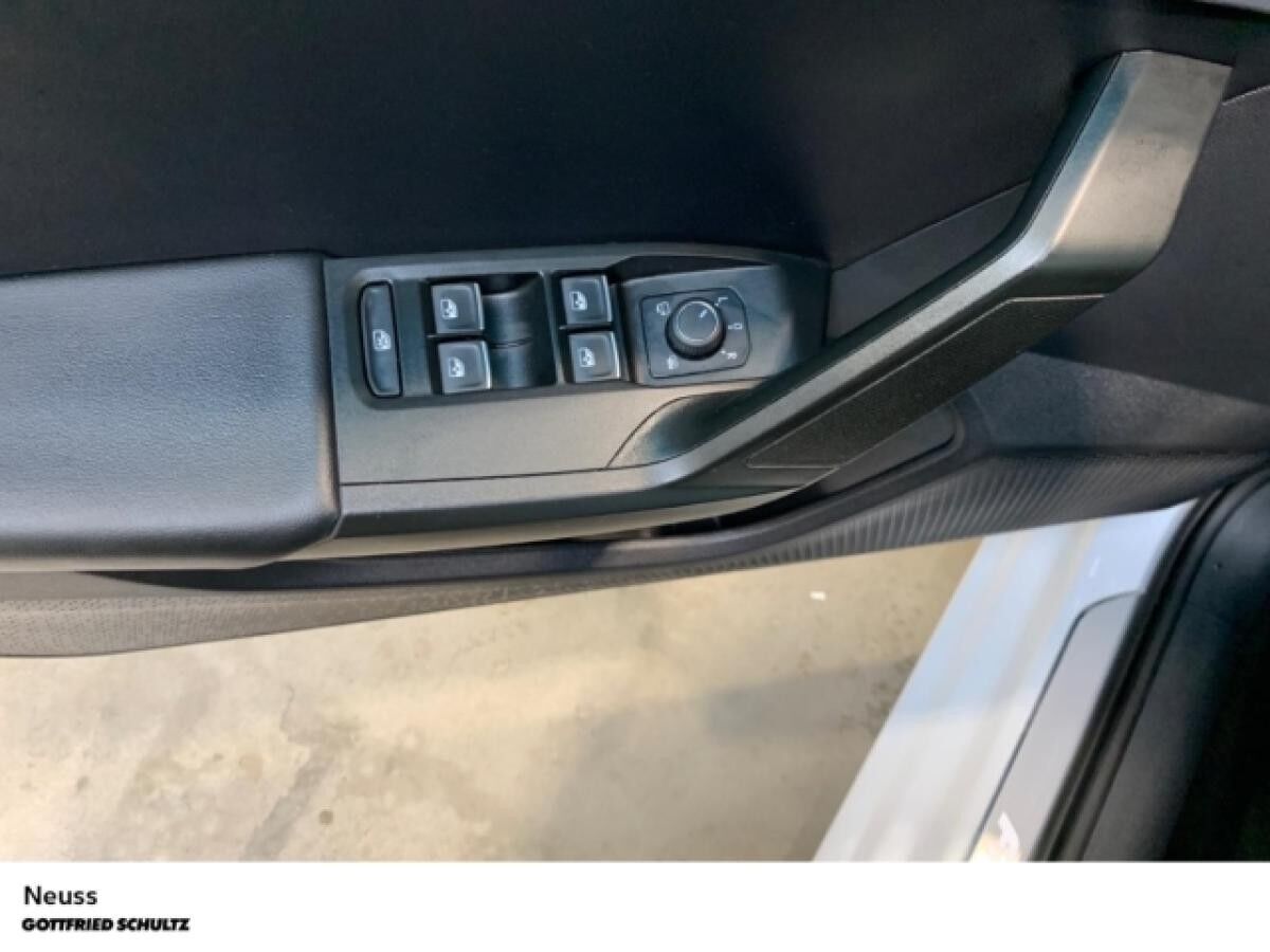 Seat Leon FR TDI DSG NAVI SITZHEIZUNG EINPARKHILFE LED