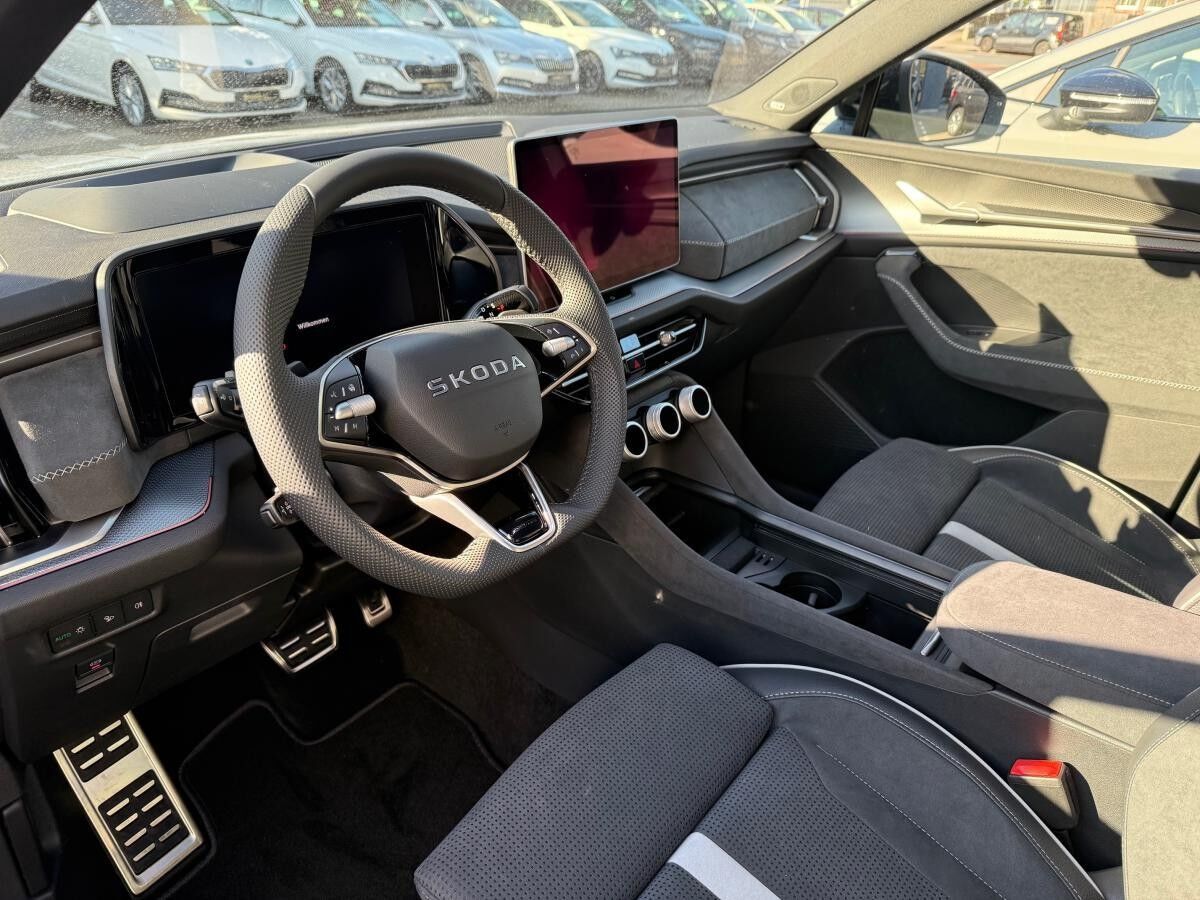 Skoda Kodiaq 2.0 TDI DSG 4x4 Sportline *AHK*PANORAMA*