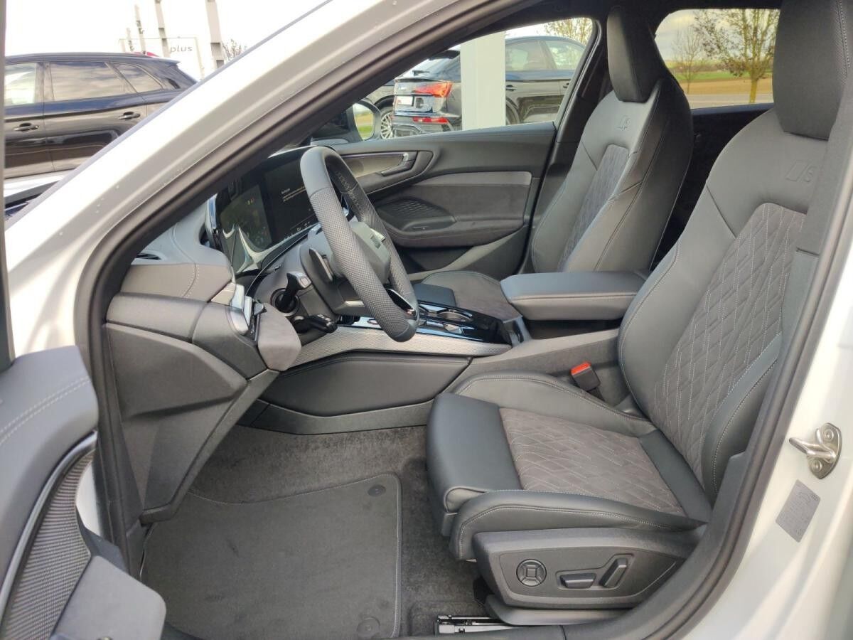 Audi A5 Avant e-hybrid quattro S tronic