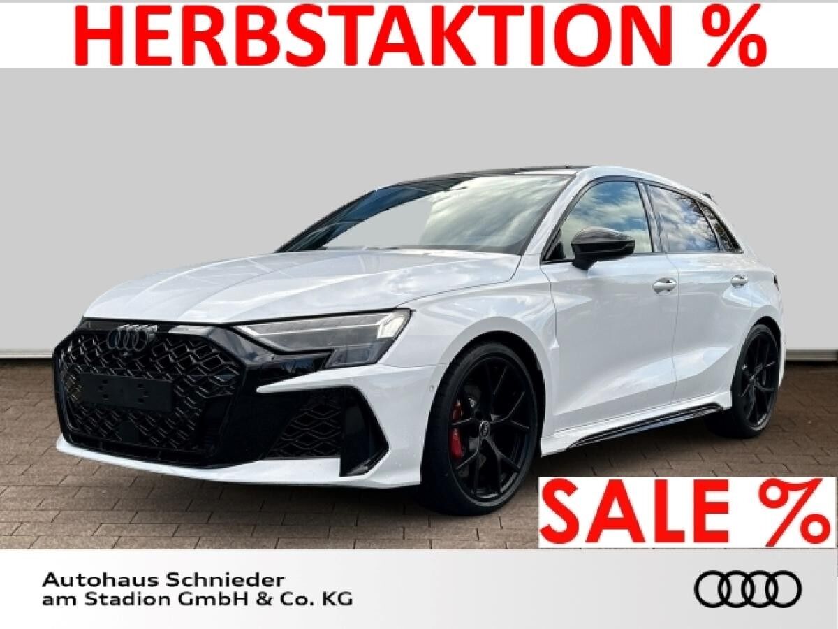 Audi RS3 Sportback 2.5 TFSI quattro HUD+PANO+NAVI+LEDER+MATRIX-LED