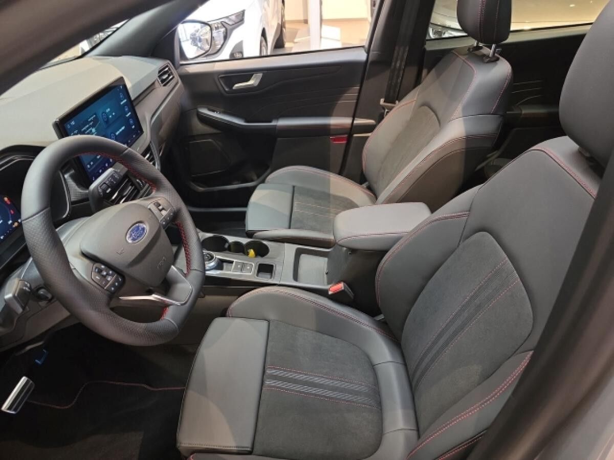 Ford Kuga Hybrid ST-Line X Black Package El. Panodach B&O Soundsystem LED Blendfreies Fernl.