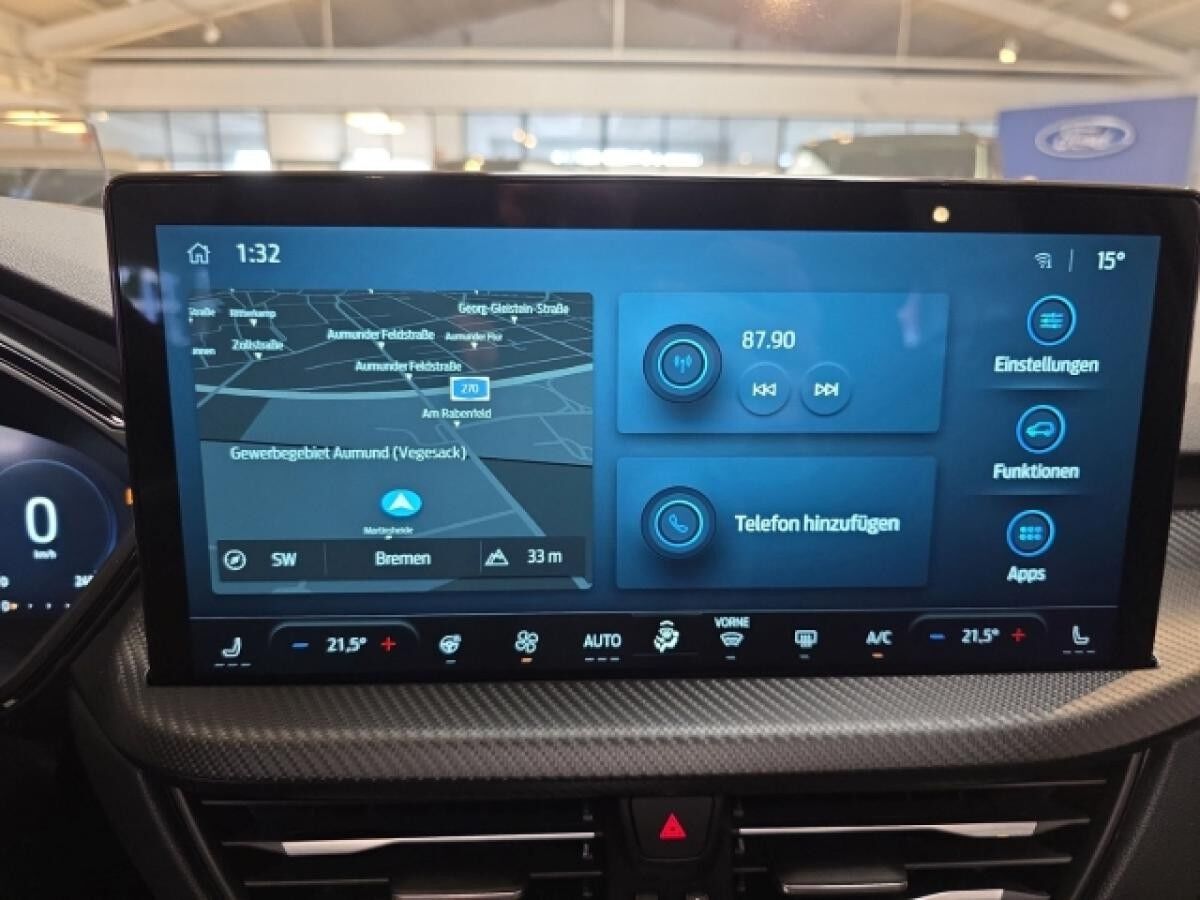 Ford Kuga Hybrid ST-Line X Black Package El. Panodach B&O Soundsystem LED Blendfreies Fernl.