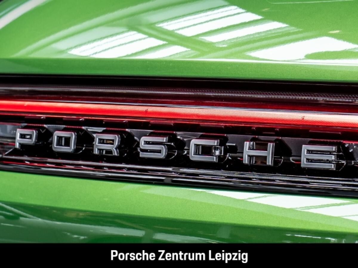 Porsche Cayenne PTS javagrünmetallic 22Zoll*Standheizung*AHK*14-Wege*Sitzbelüftungagrün! Sitzklima AHK