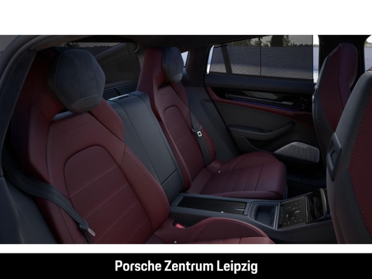 Porsche Panamera GTS Burmester HUD PCCB Massage InnoDrive