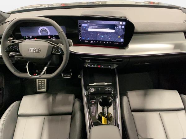 Audi Q3 SUV e-hybrid S tronic ACC AUT DynLicht